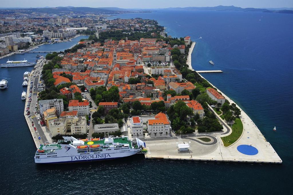 Mila Apartments In Old Town Centre Zadar Extérieur photo
